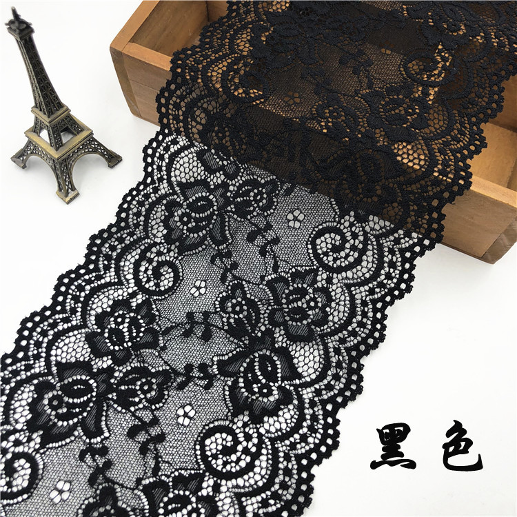 Hollow Out Floral Embroidered  - Floral Tape Green recension och pris